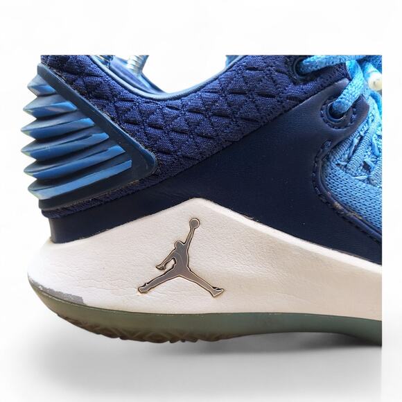 Nike Air Jordan 32 Low Win Like 82 University Blue Youth 5Y AA1257-401 - Picture 8 of 11